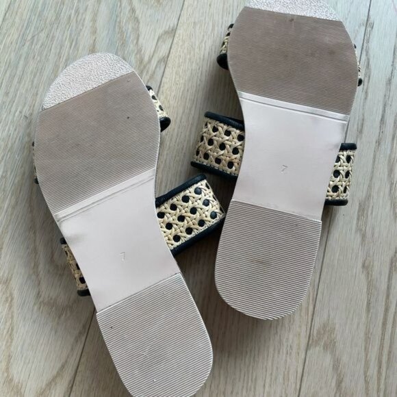 INNÉ Sinta Double Strap Slide Sandals Black Tan Size 7 - Picture 3 of 8